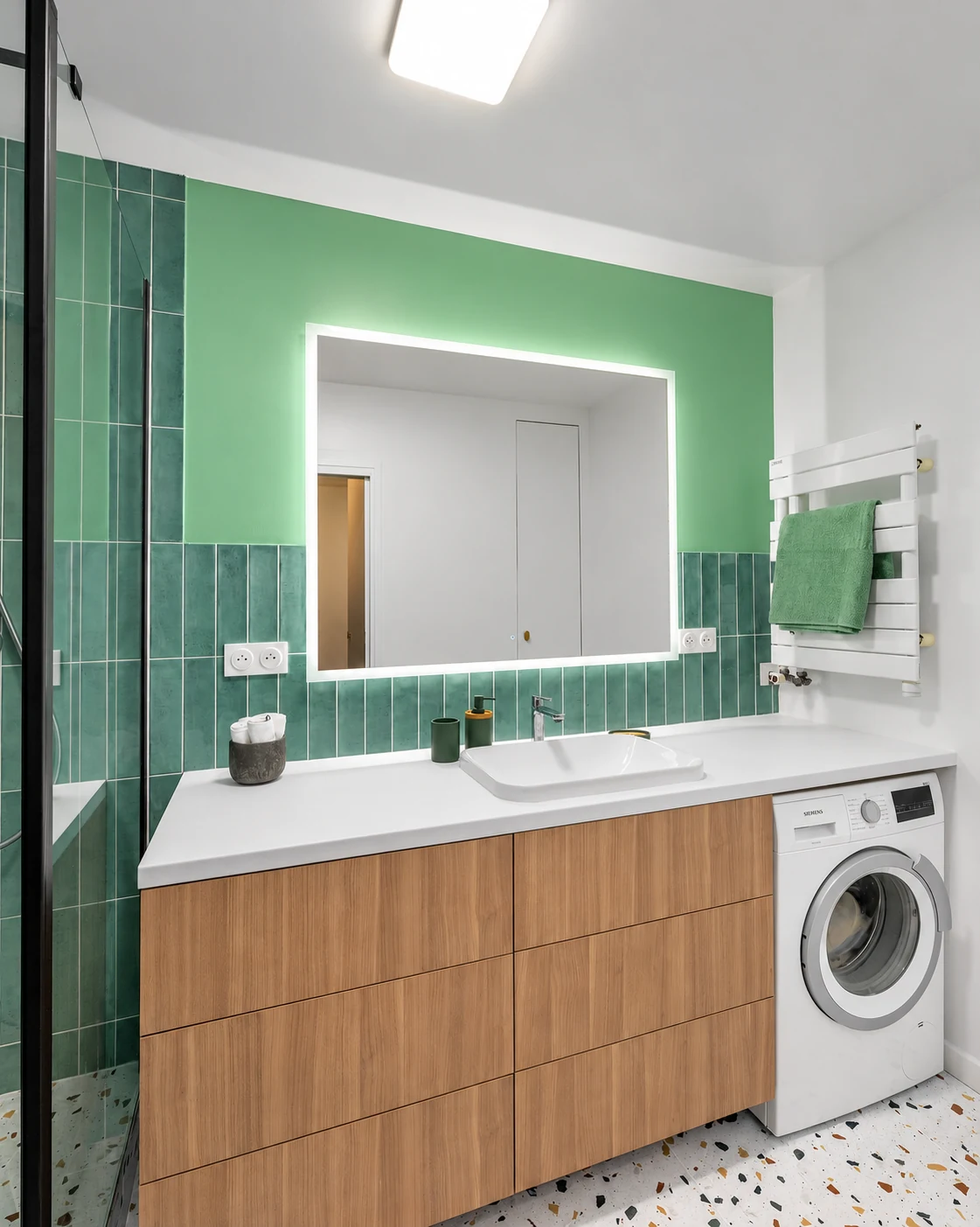 Zellige, Bois & Terrazzo — Salle de bains et espace buanderie